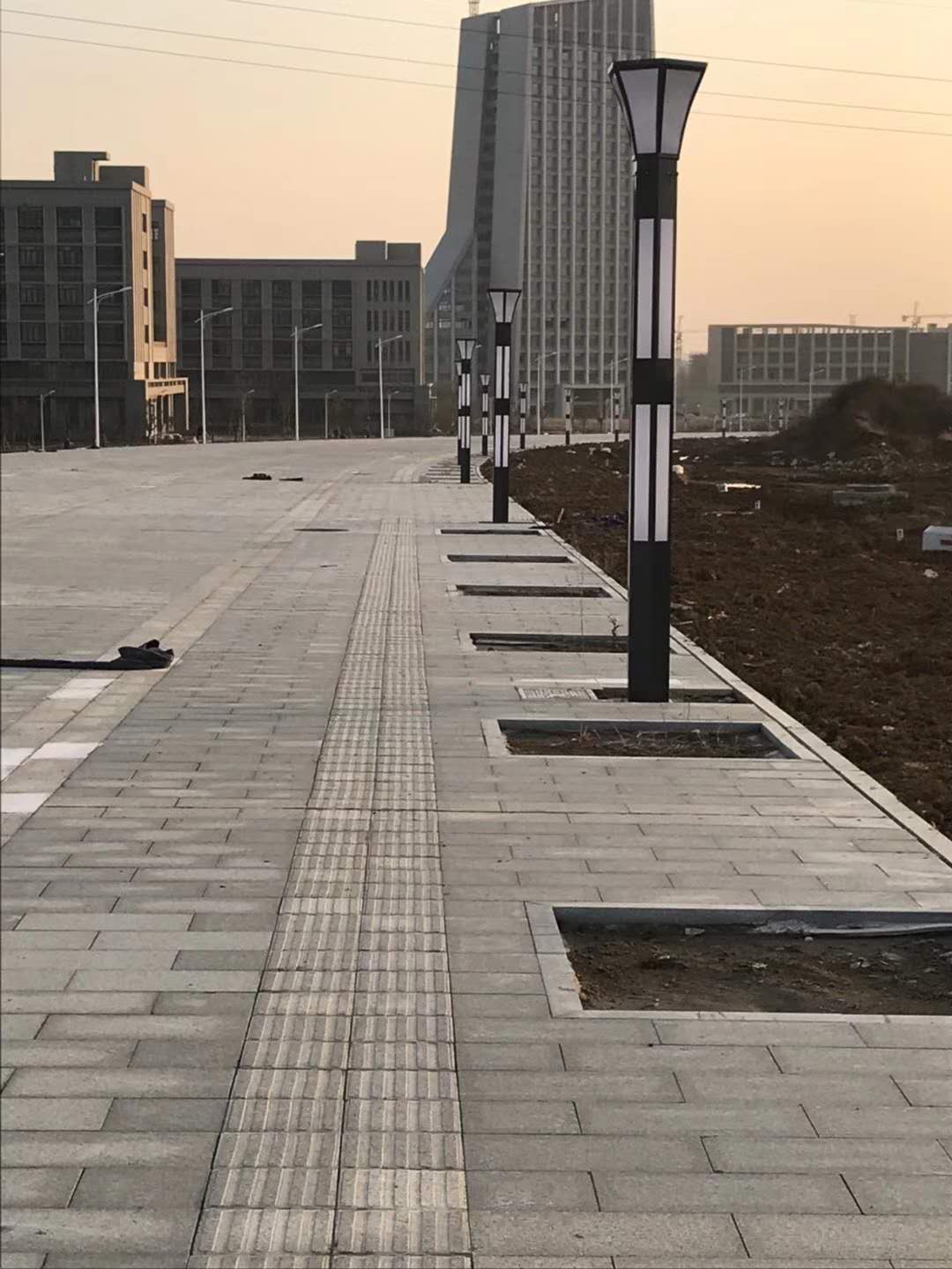 LED路燈、庭院燈、景觀(guān)燈_ led路燈價(jià)格